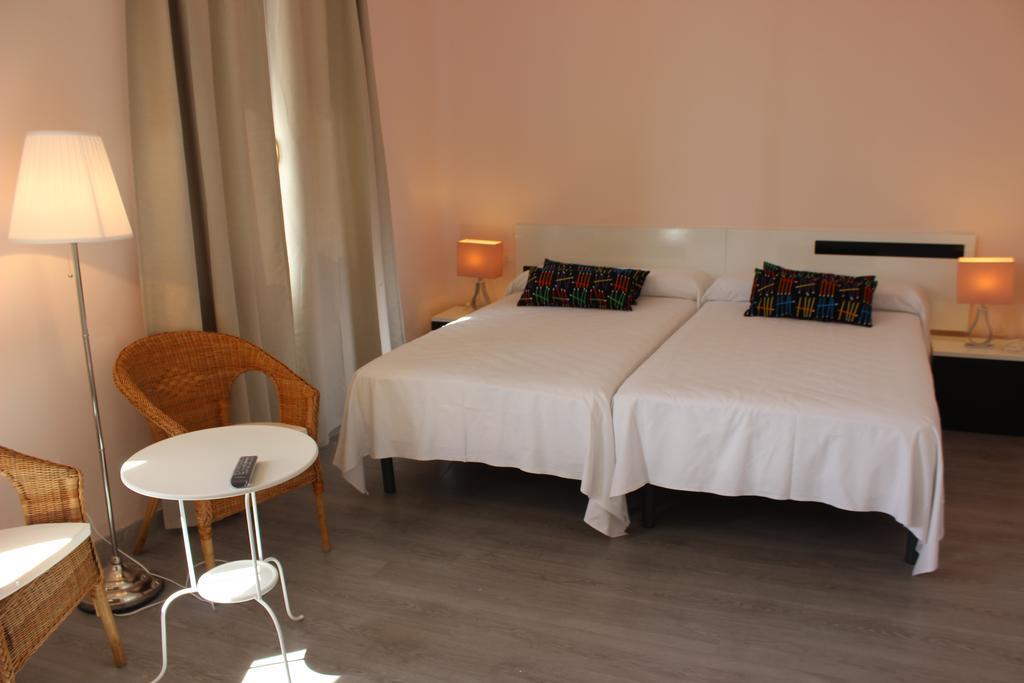 Hotel Valle Del Oja كاسالاريينا المظهر الخارجي الصورة