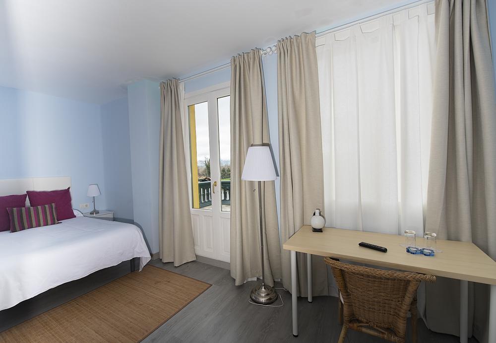 Hotel Valle Del Oja كاسالاريينا المظهر الخارجي الصورة