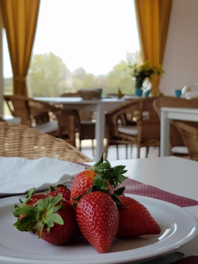 Hotel Valle Del Oja كاسالاريينا المظهر الخارجي الصورة